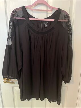 torrid Black Lace-Yoke Sheer Sleeve Tunic